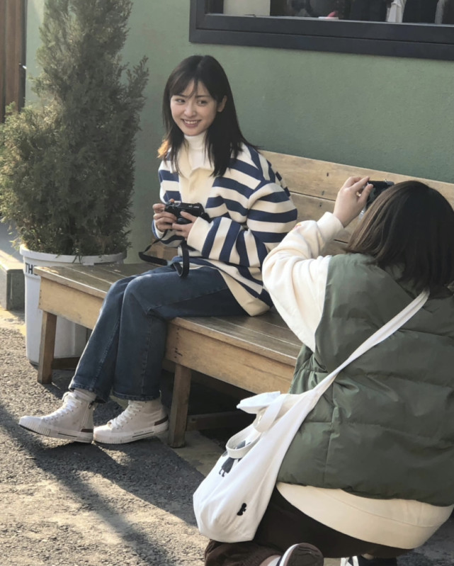 沈月|沈月扛住了央视镜头,比以前漂亮了很多!其实她只动了这个地方