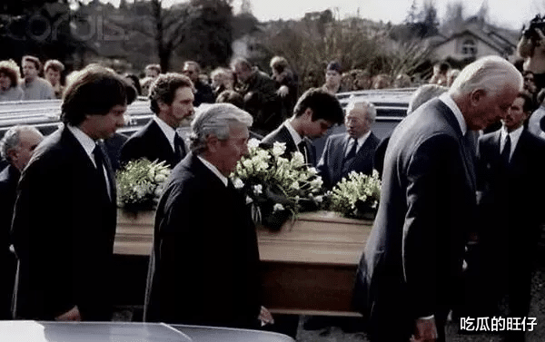 赫本|相守到老的蓝颜知己：派克让赫本心跳加速，纪梵希默默陪伴40年