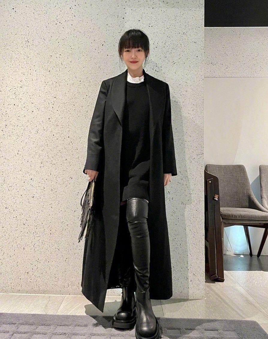 大S 大S不愧是美容大王！生了两孩子一点痕迹没有，美的还似少女一般