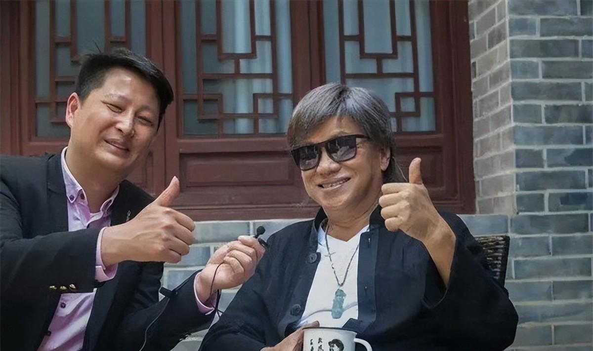 梁小龙|梁小龙:因一句话被台湾封杀15年,如今女儿已成武林高手