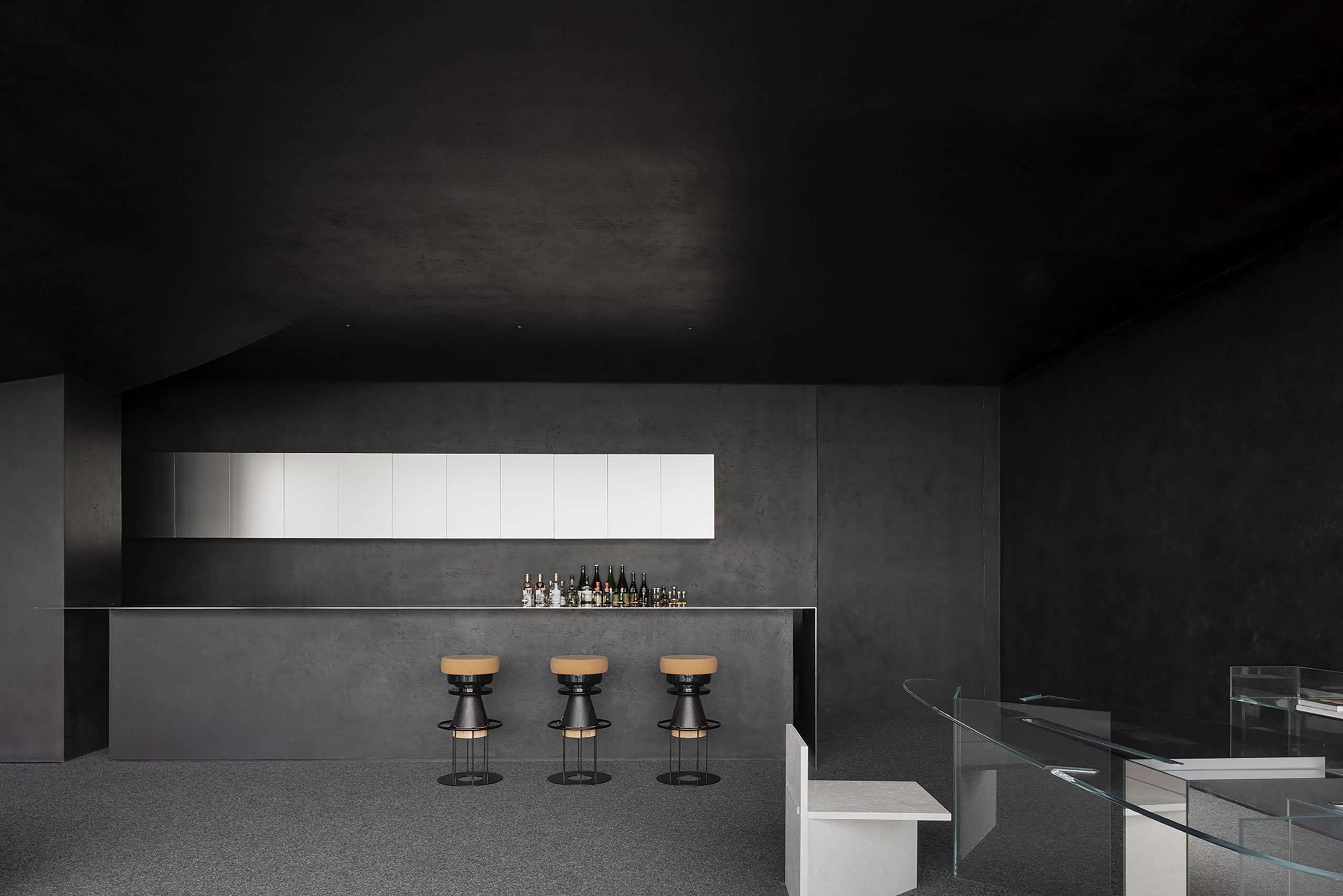 boss直聘|暗黑系,深圳办公空间重新定义了未来的办公室