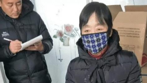 “她不去扛大米就不会猝死，快赔偿44万！”