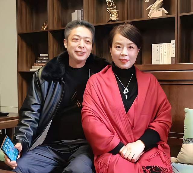 九江|田静称没义务帮忙查真相，春节值班不回九江，姚威懦弱态度遭群嘲