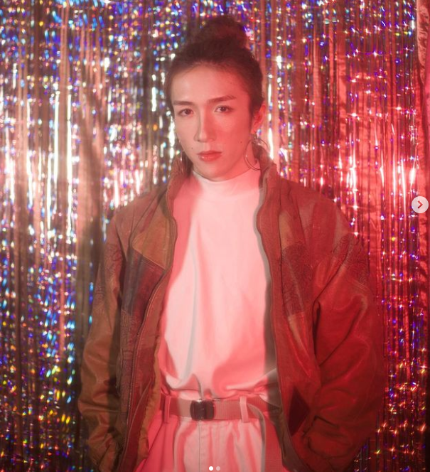 男团|27岁舞者情况转危，MIRROR包下20间房避静，经纪人到警局录口供