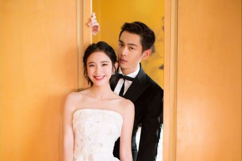 唐艺昕|唐艺昕为爱改名！晒变装视频小腹疑隆起？1岁半女儿罕露面