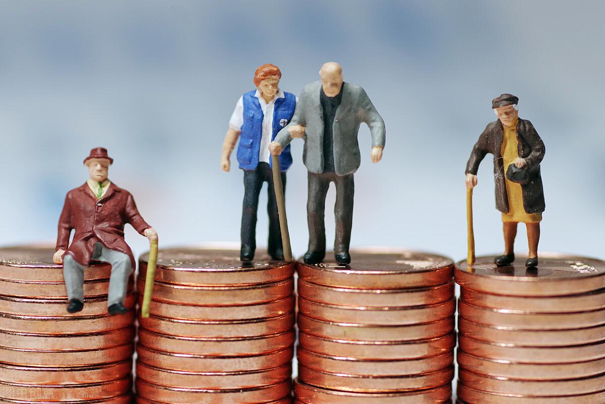 高龄津贴是每满5年提高一个档次吗?年满65岁能领取吗?