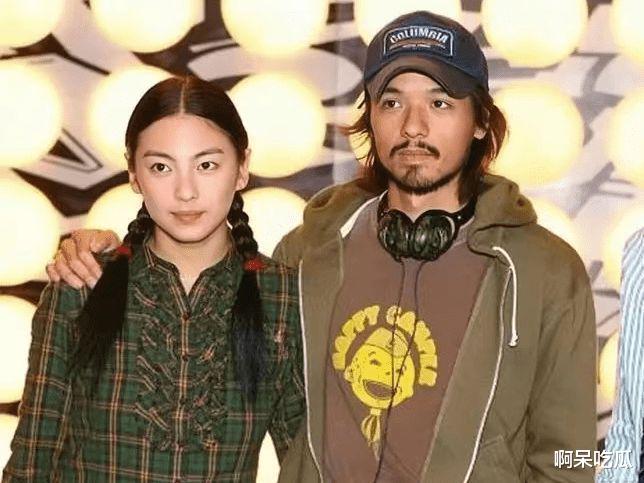 张雨绮|张雨绮有新欢了?与男子一同出游,男方主动帮忙拿行李好贴心