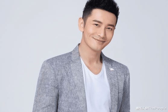 林青霞|美人沟下巴有多好看？林青霞下巴凹陷成经典，戚薇变尖却失辨识度