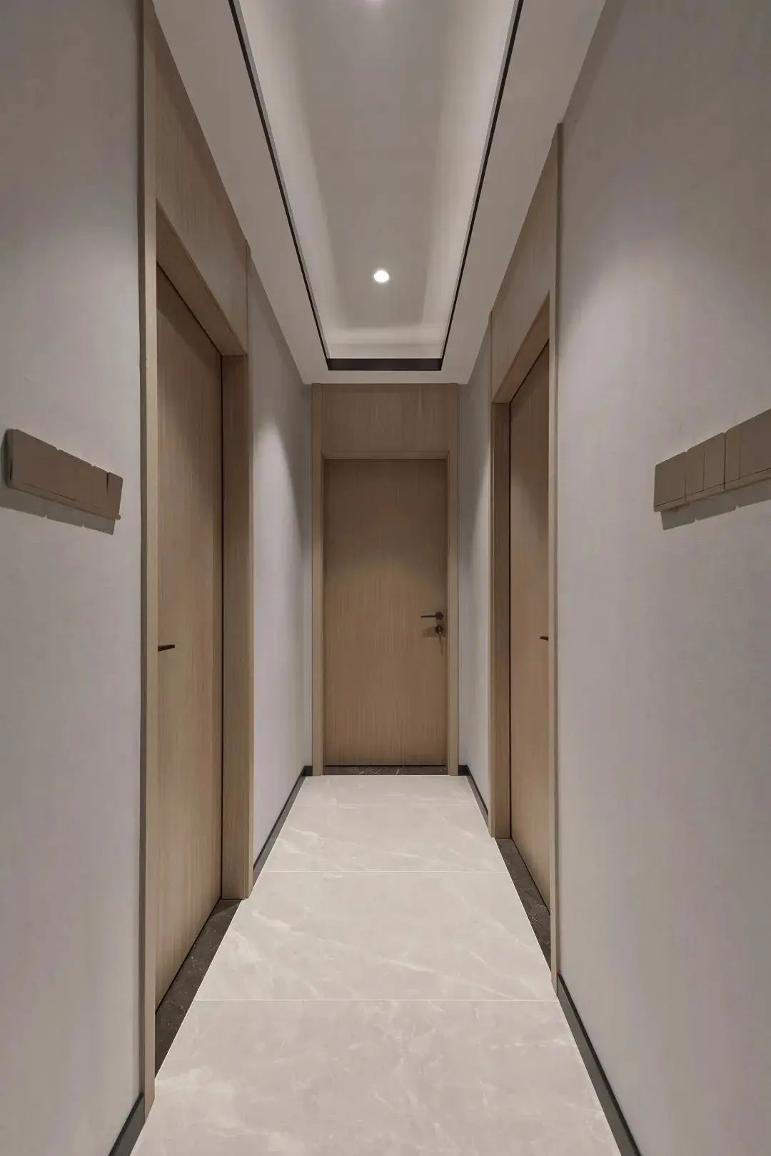 101㎡现代简约风,原木色搭配黑白灰!