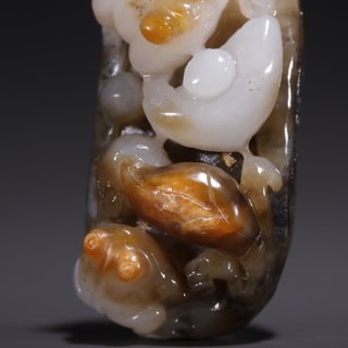 和田玉籽料|旧藏·和田玉籽料招财蛙雕件