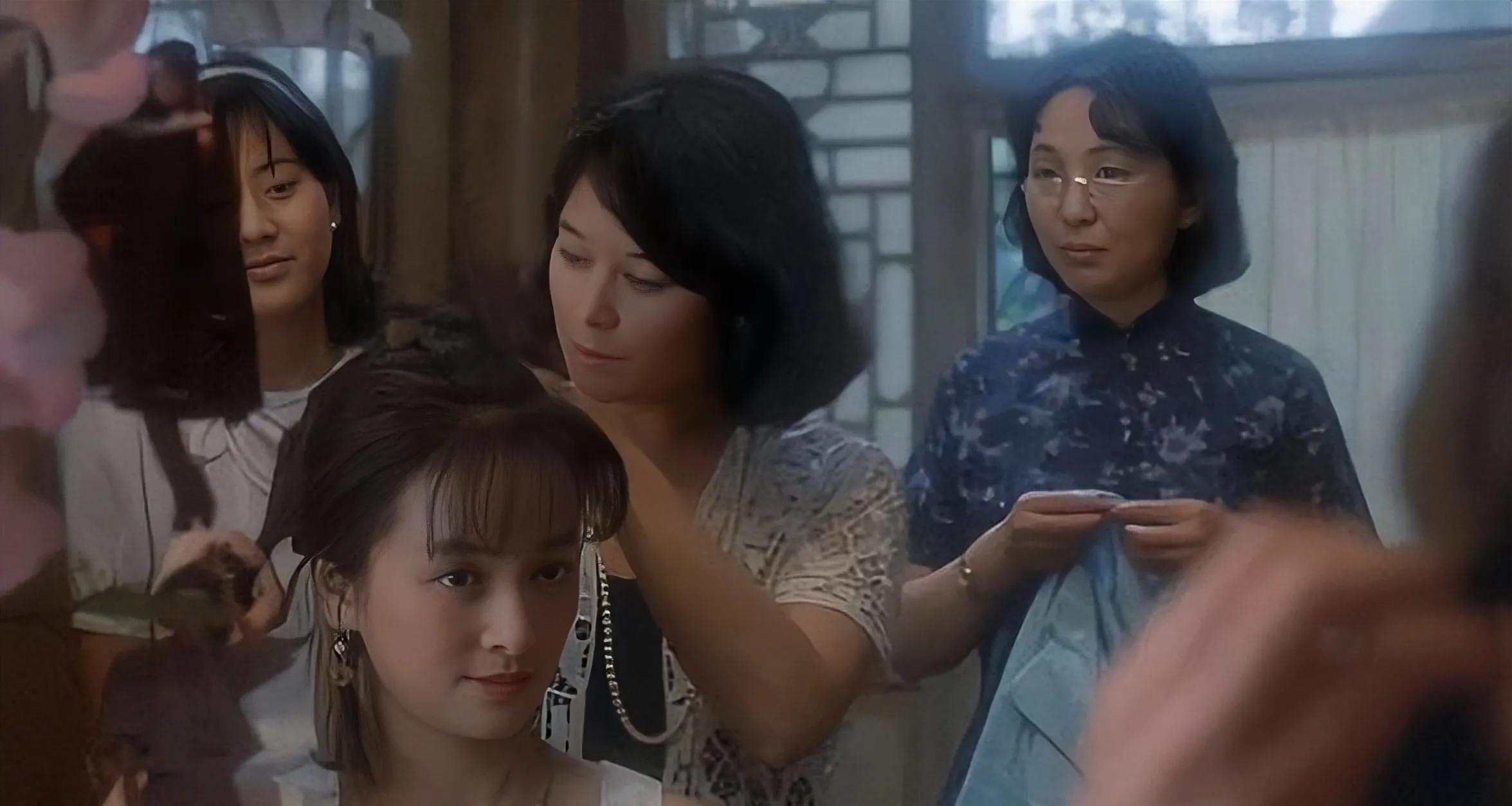 李勤勤|李勤勤一嫁日本人,二嫁美国人,为何就是不嫁中国人?