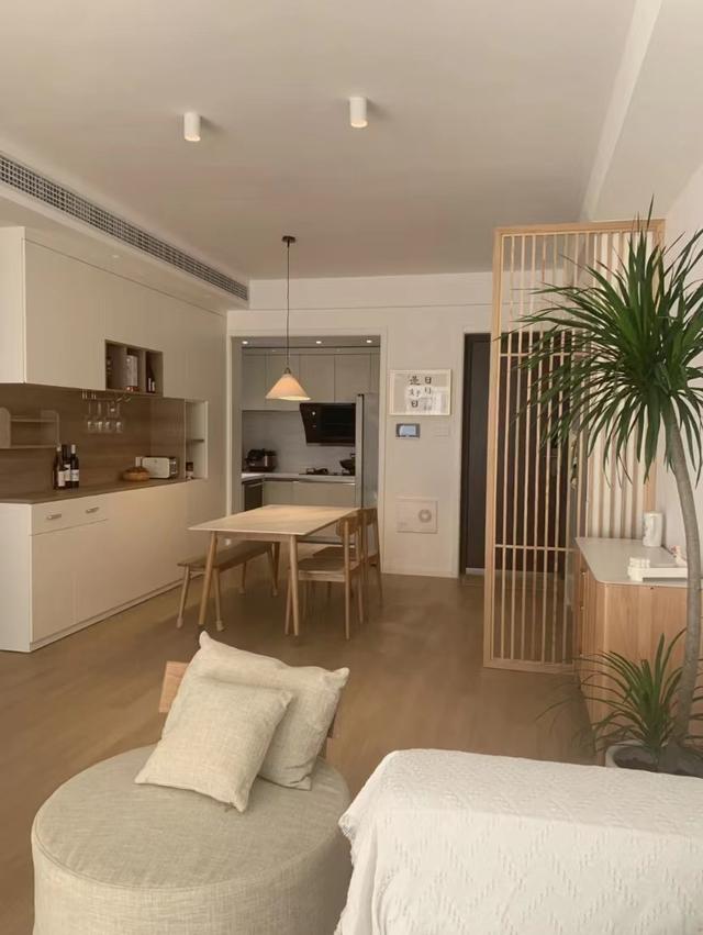 福建夫妇因太会布置而走红,把121㎡家装得堪称收纳教科书,超美