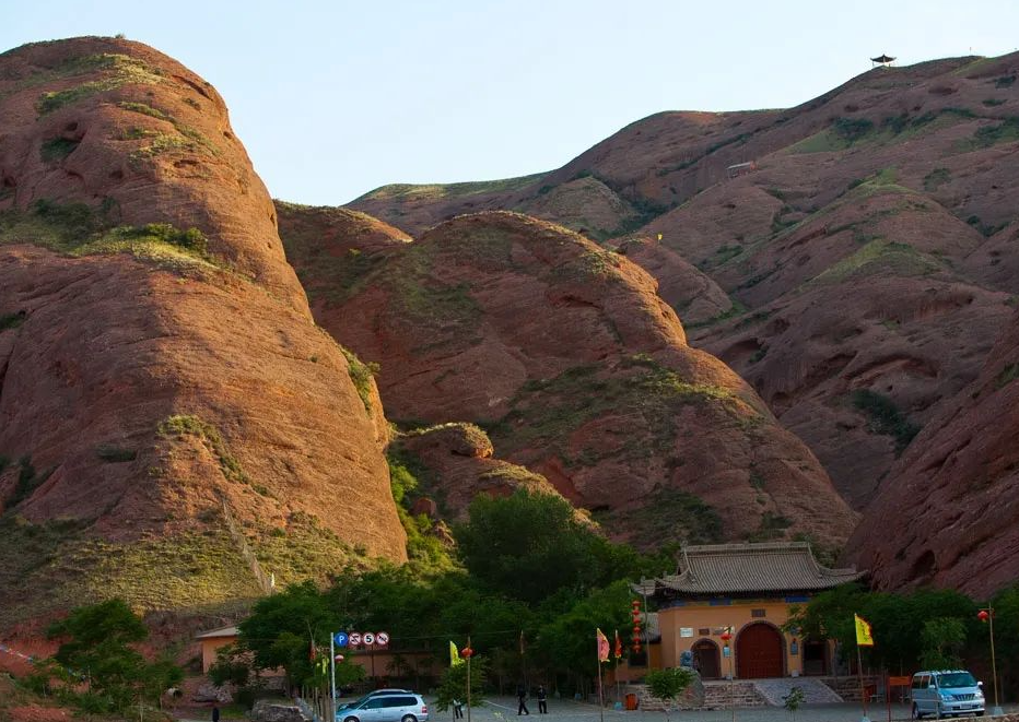 重庆|宁夏又一景区“爆火”，被誉“塞上奇峡”，风景优美宛如幻境