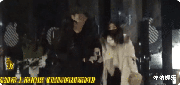 陈妍希|在陈晓怀中撒娇卖萌后，陈妍希晒照难掩好心情，肤白貌美少女感足