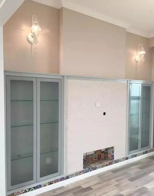 亲戚120平新房硬装完工，打扫干净太漂亮了，好羡慕电视墙的设计