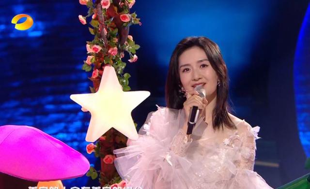 护肤 芒果跨年暴露明星真容:杨紫宋茜苹果肌抢镜,王源王一博脸圆发福