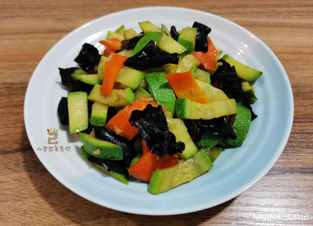 纤维素 立春以后,我常吃这菜,低脂爽口,满满维C和纤维素,好吃还减肥