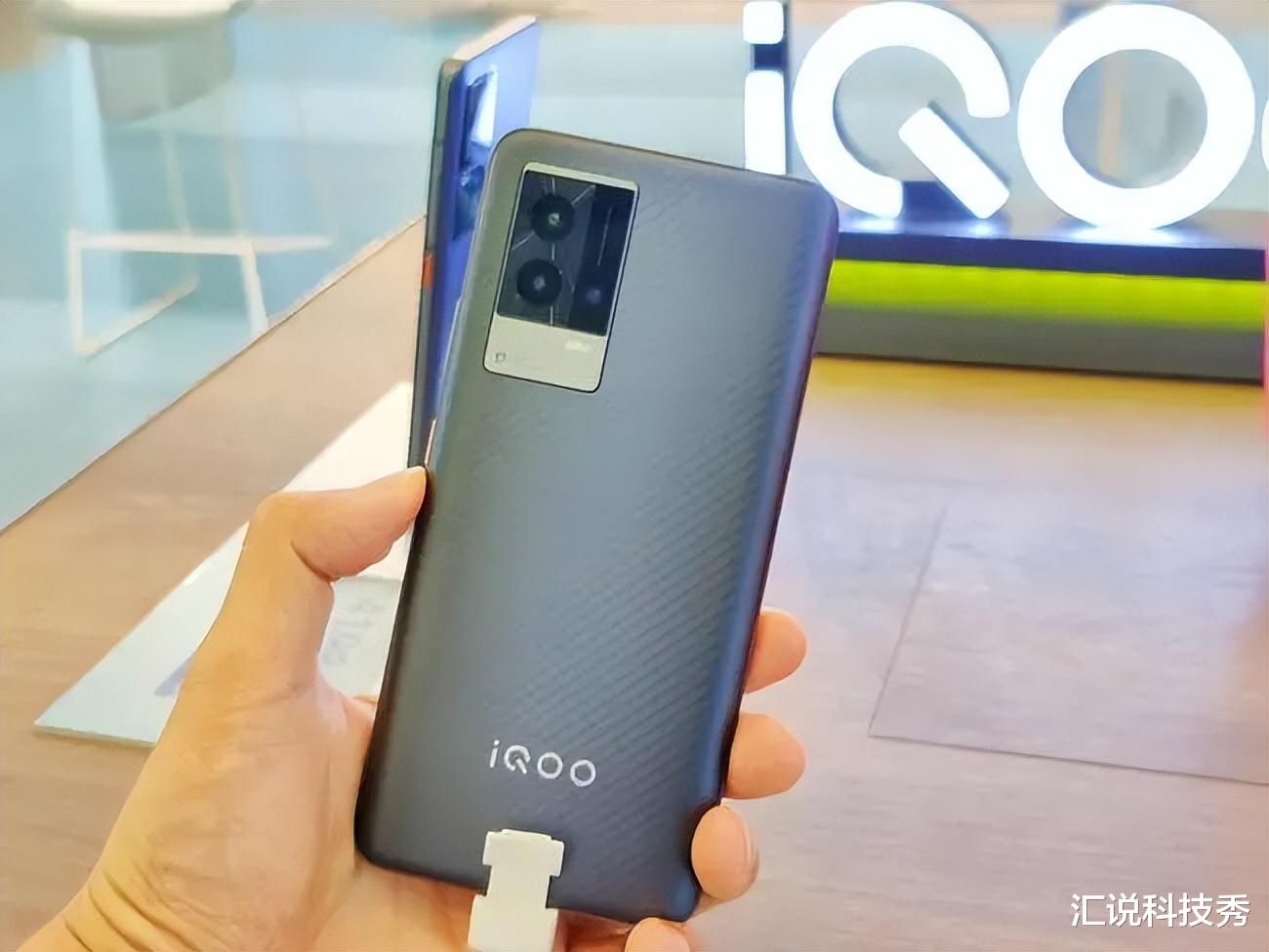 2022年vivo/iQOO手机怎么选？价格覆盖中、高、低三档，性价比不俗