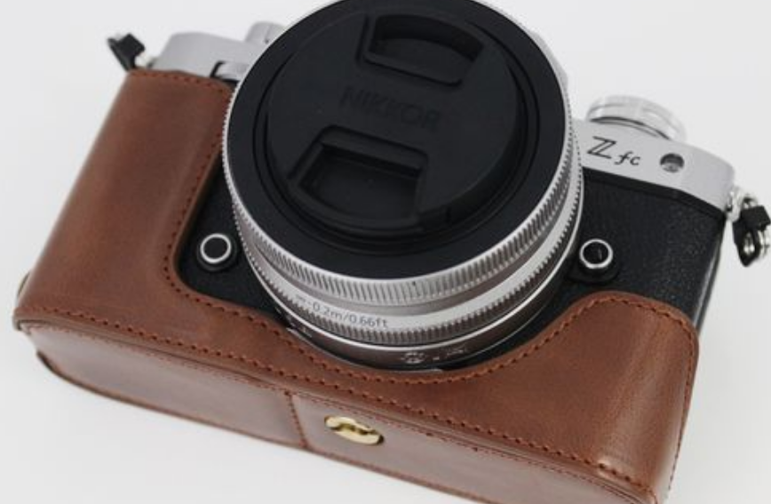 相机|因为相机的屏幕一般比较渣，再次是原片包含的光影，信息多会发灰