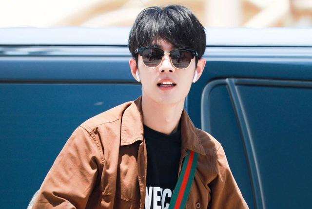 肖战|肖战《如梦之梦》巡演详情公布,在三大城市演出,肖战成功续约