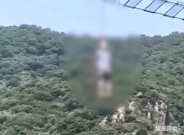 天津一景区游客玩高空项目悬挂空中,救援时不慎坠亡,官方通报