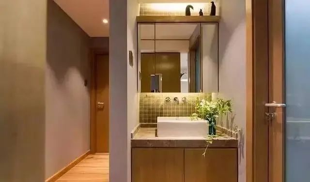 洗手台还装在卫生间里面？早过时了，现在家家户户都这样装！