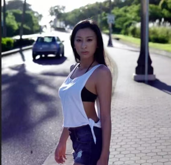 花滑|因身体发育过猛，日本花滑女神“被迫”退役，却意外在娱乐圈走红