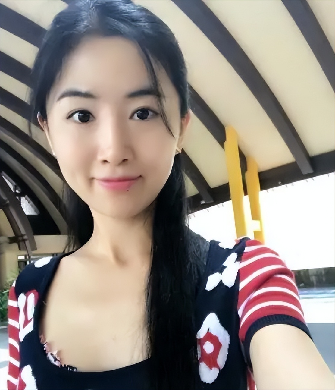 翟欣欣|5年前隐瞒情史骗婚1300万,逼死前夫,翟欣欣如今得到报应了吗?