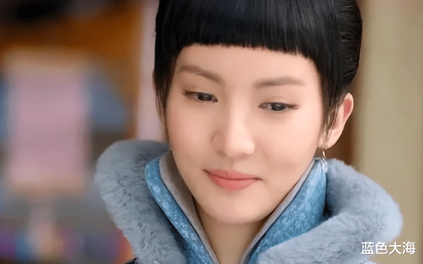 蝴蝶骨|直角肩、蝴蝶骨、漫画腰,娱乐圈的畸形审美带歪了多少观众