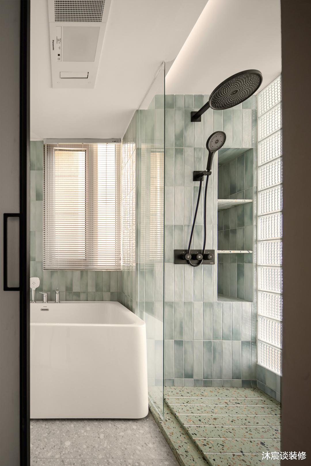 他花35万装好90㎡独居空间,用微水泥+奶油色,室内尽显温柔高级