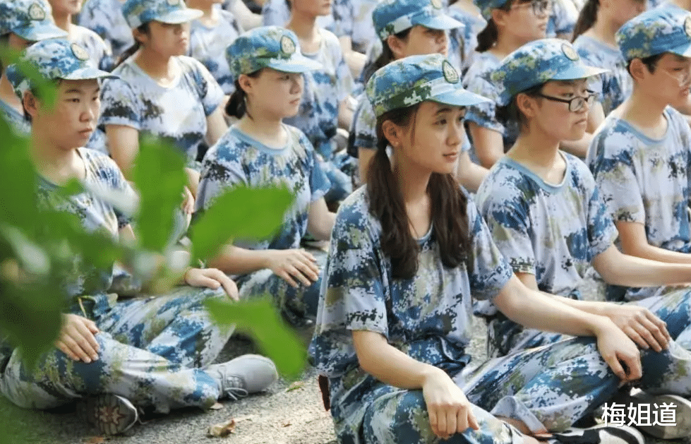 大学生|大学是人生的黄金期,新生应抓住机会做好这三件事,为就业打基础