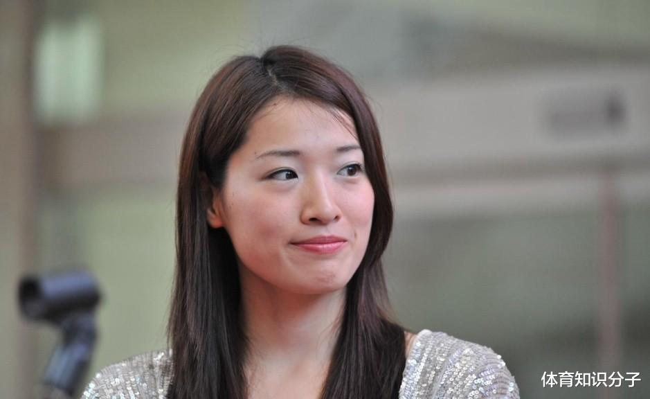 罗雪娟|嫁入豪门成阔太!37岁罗雪娟敢爱敢恨,为富豪生下2娃后挑战自我