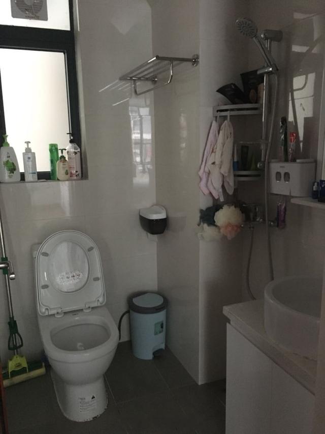 72平米两居室新房入住,说不上华丽,但是符合大部分家庭的需求