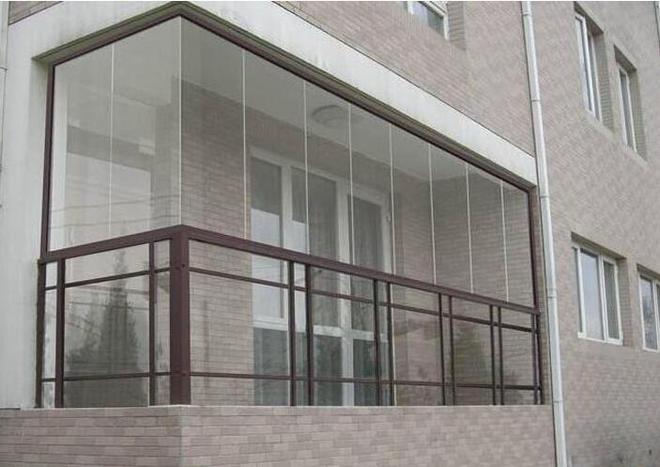 阳台封了为什么还会漏水？是什么原因？源头可能是这4种情况！