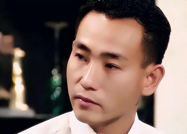 TVB|明明长得不帅,却越看越顺眼,8位“丑帅”男星