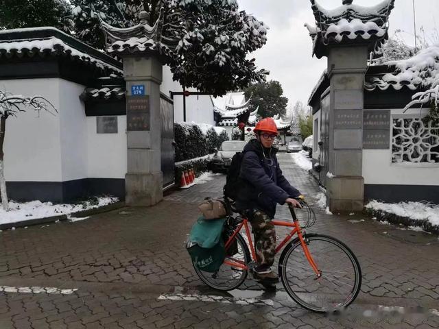 我,80后四川人,欠债50万,30岁决定隐居,不是不还,而是没钱