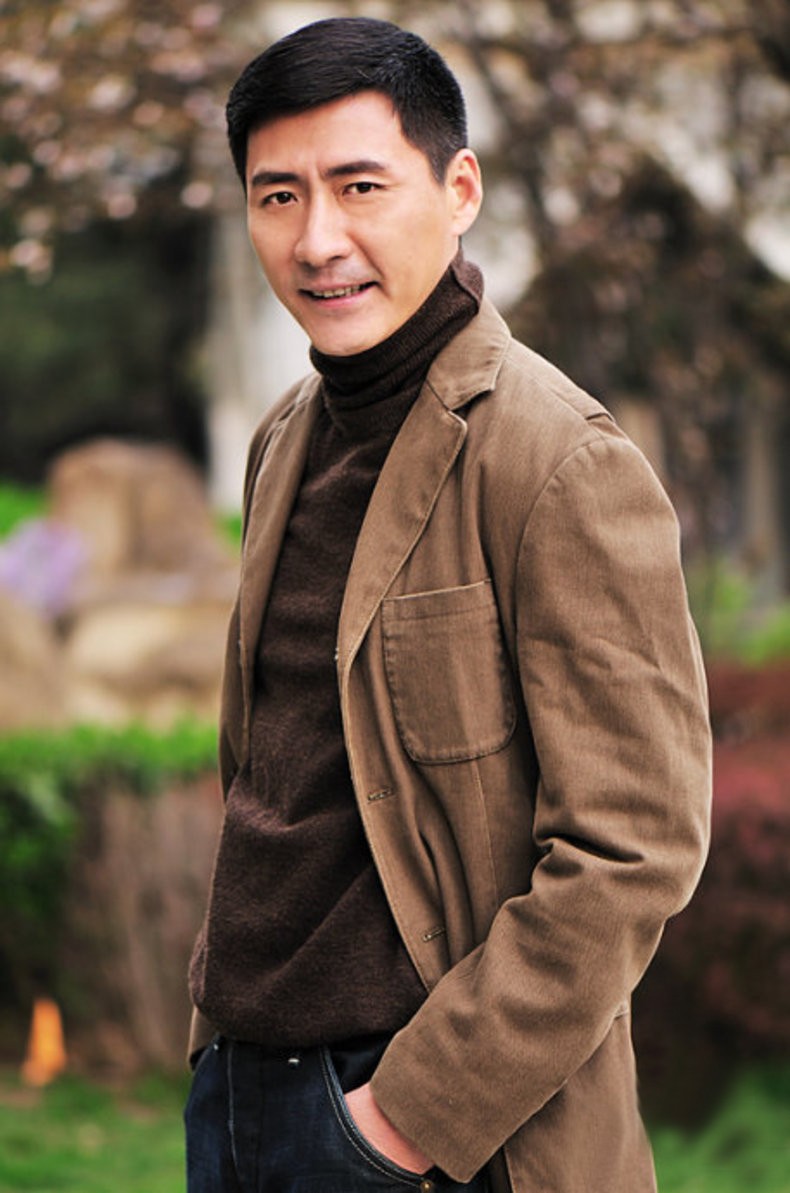 张子健|张子健:对离异妻子有愧,怒砸继子电脑,余生不会辜负富婆妻子