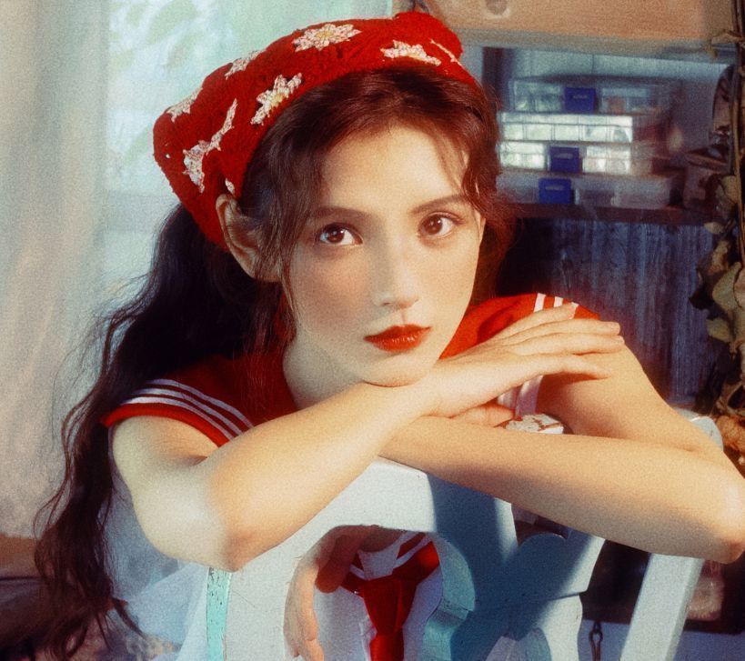 张予曦|张予曦疑回应与刘学义绯闻,喊话粉丝别去攻击别人,调侃自己不火