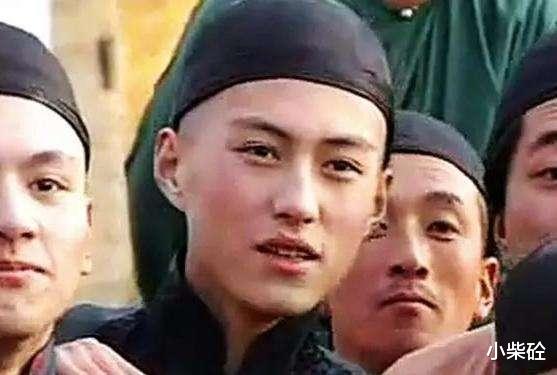 江珊|“大众情人”江珊的瓜!远不止国内挣钱,国外花钱那么简单