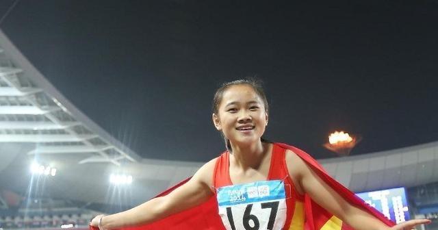 梁小静|喜讯！梁小静11秒18夺得百米季军，中国速度闪耀世界赛场