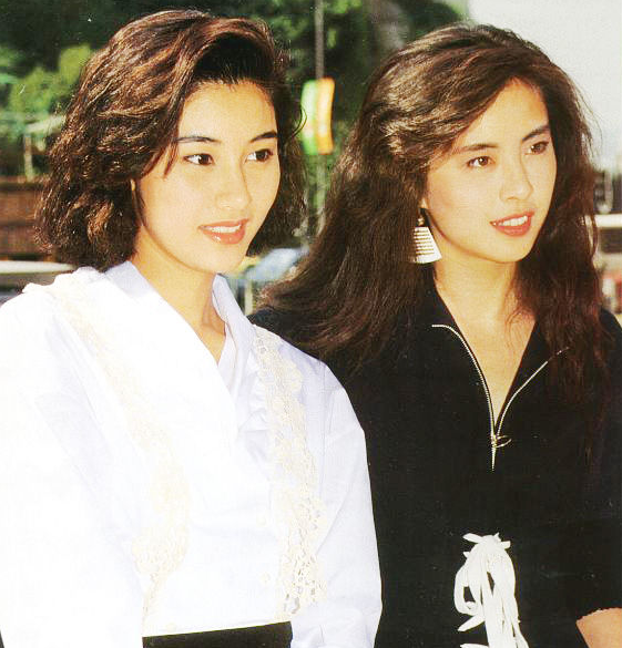 李嘉欣|李嘉欣带59岁姐姐参加贵妇生日会，大病过后颜值回升碾压众人