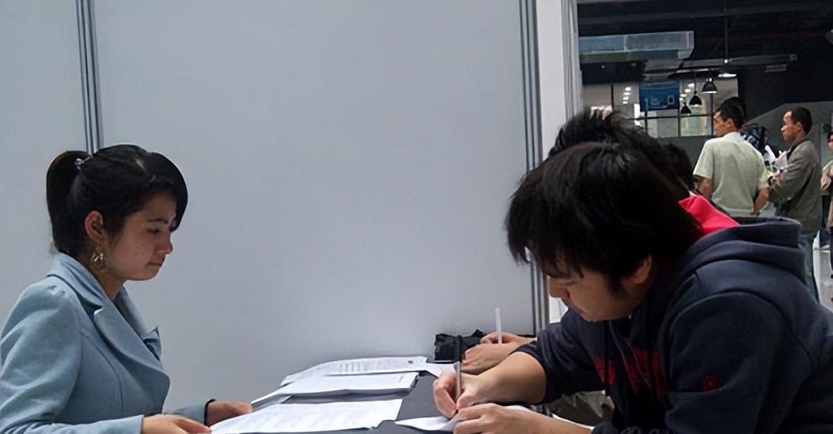 江西|“大专生就是傻”,大学生线上求职遭HR辱骂,平台做出回应