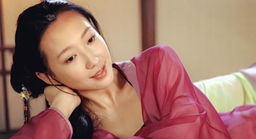 王鸥|撞脸韩雪王鸥，演过《琅琊榜》《三生三世》，出道14年却仍不火！