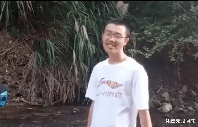 胡鑫宇失踪最新消息:胡鑫宇家属已找到新线索,在信江中找到胡鑫宇皆为谣言