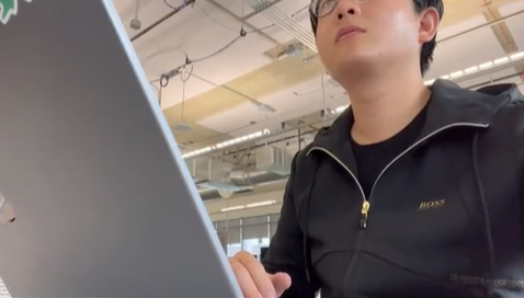 Google|脸书程序员的一天:工作超7小时算加班,不花1分钱吃到撑,实在太堕落