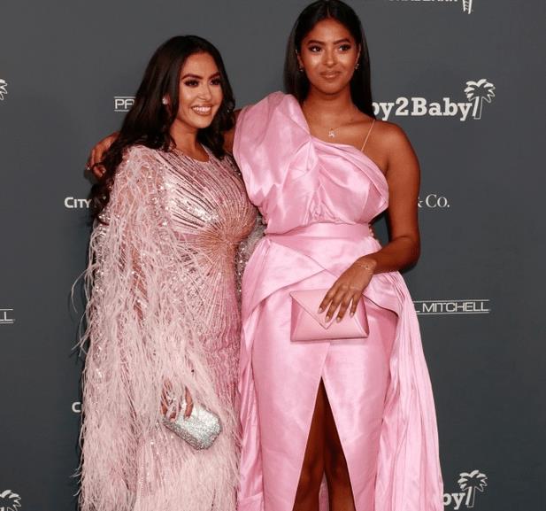 |曝科比女儿明年完婚？40岁妈妈瓦妮莎舍不得，曾一度想要女儿晚婚