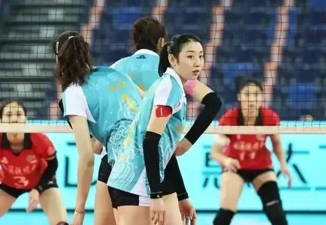 教练|怎样解读张晨和陈友泉同时进入中国女排教练团队？