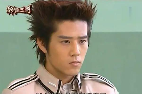 胡宇崴|37岁曾沛慈结婚,39岁胡宇崴订婚,步入婚姻的童年偶像还有他们