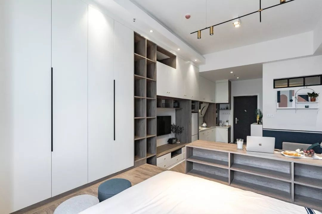 35㎡简约北欧风单身公寓,美观大气,卧室秒变休闲区