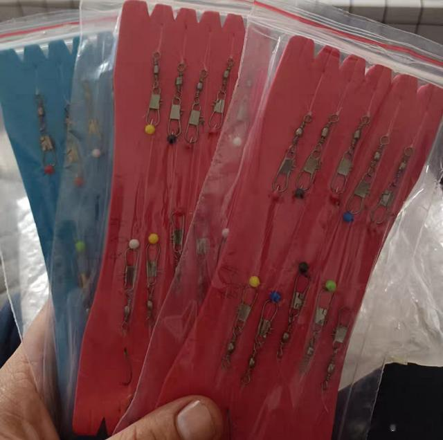 鲫鱼|筏竿串钩挂蚯蚓,冬日里最悠闲的作钓方式,轻松拿捏大板鲫